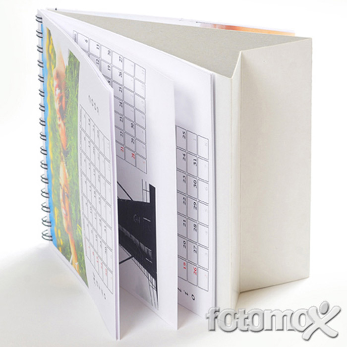 Stampa le tue fotografie sul calendario da tavolo