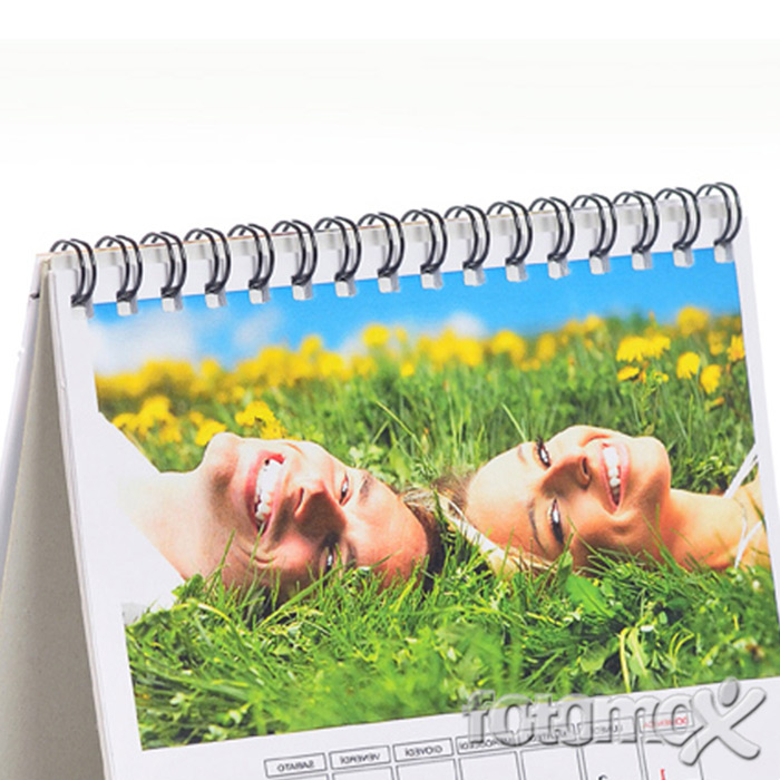 Calendario da tavolo stampato con le tue foto