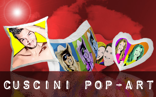 Cuscini Pop art per coprire il divano di casa con morbidezza e simpatia