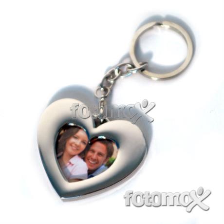 Portachiavi in metallo a cuore con foto